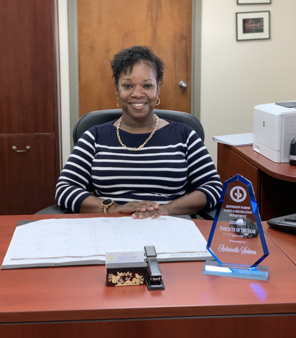 Antoinette Holmes, Employee of the Year
